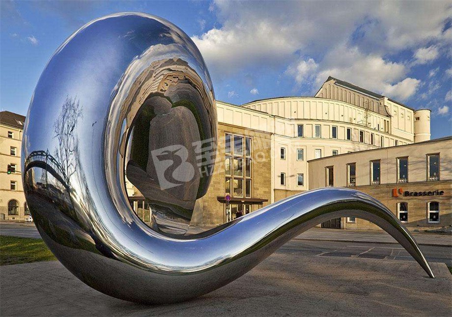 寫字樓鏡面抽象煙斗不銹鋼雕塑定制